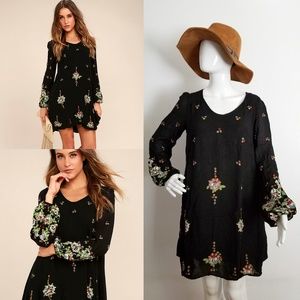 NWT XS Embroidered Boho Mini Top Dress